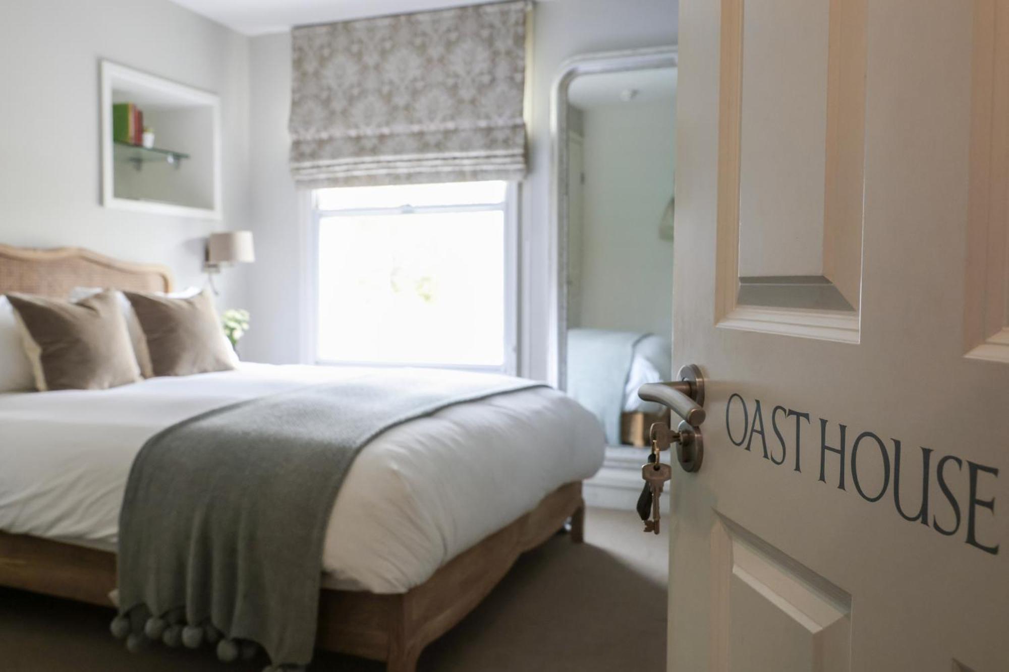 The Goudhurst Inn エクステリア 写真