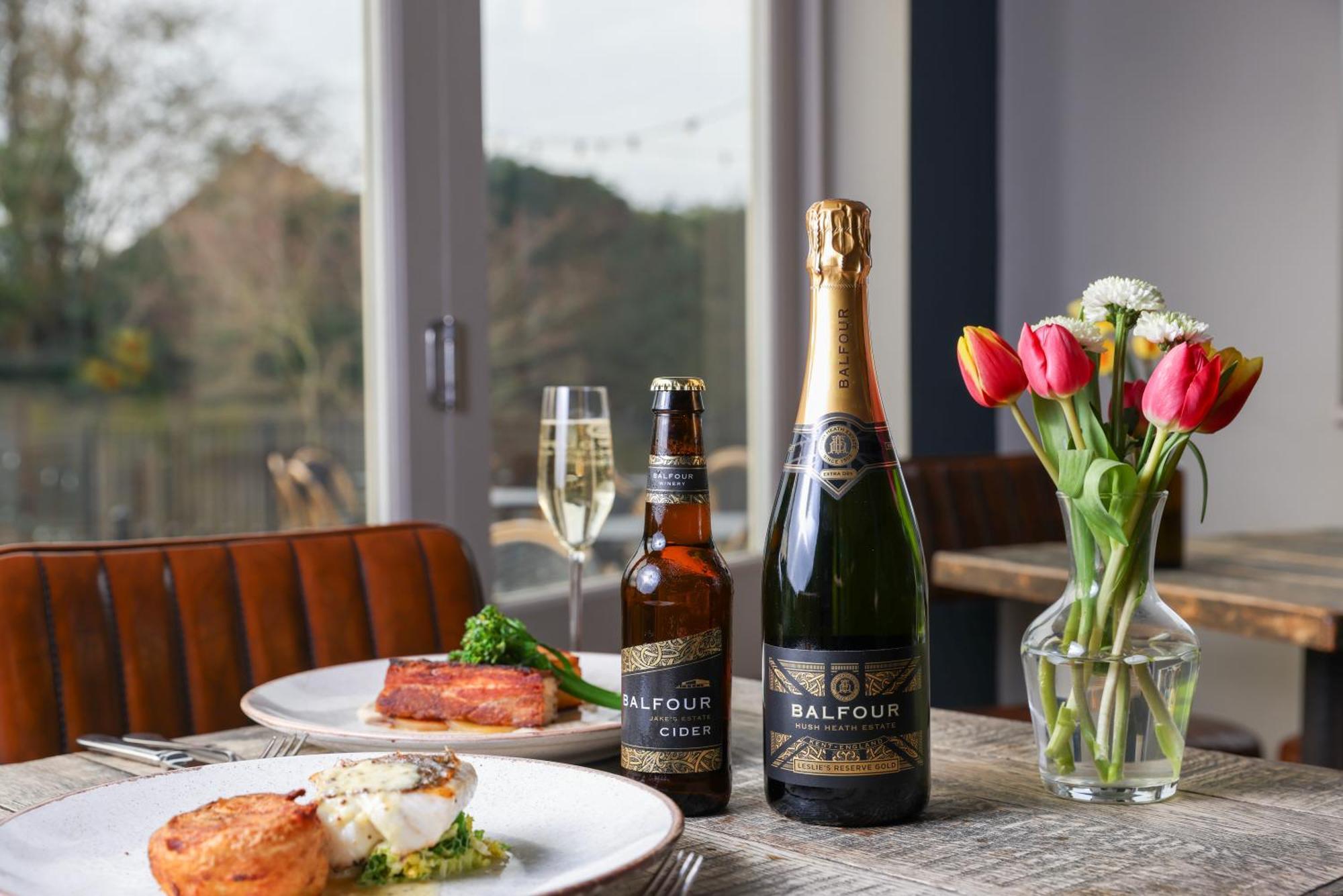 The Goudhurst Inn エクステリア 写真