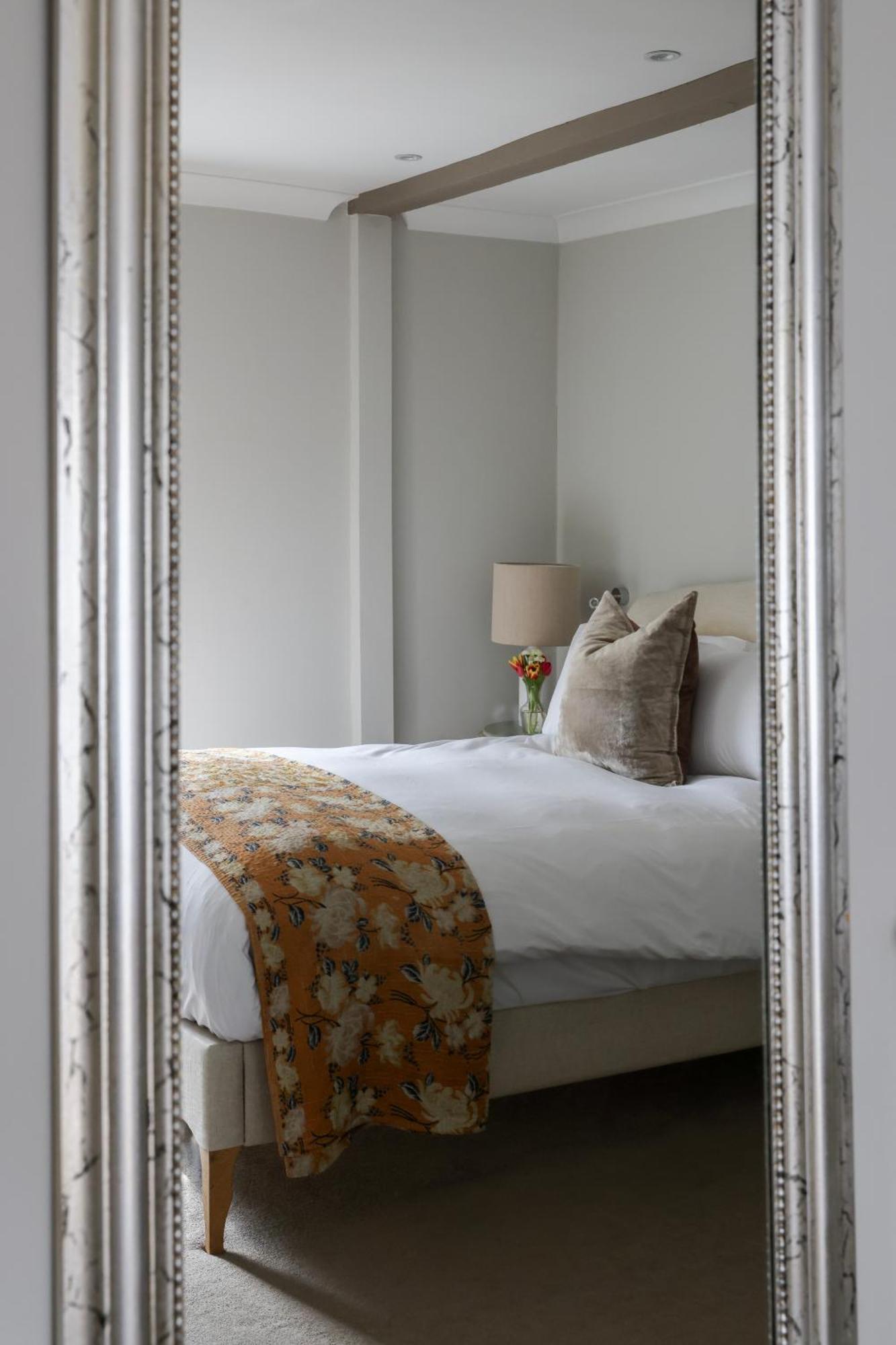 The Goudhurst Inn エクステリア 写真