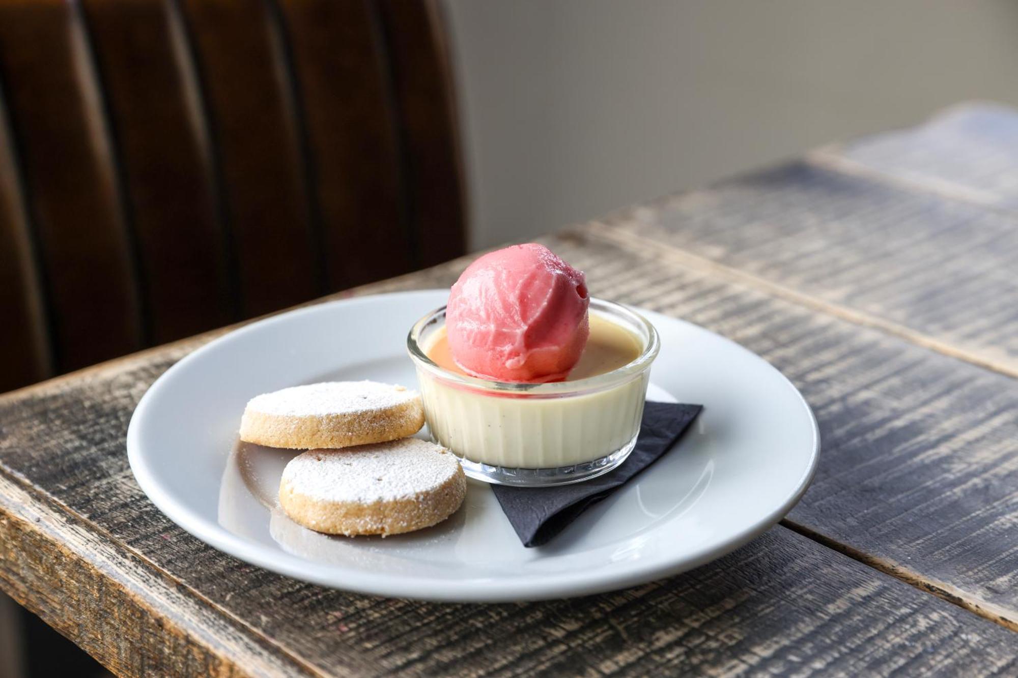 The Goudhurst Inn エクステリア 写真