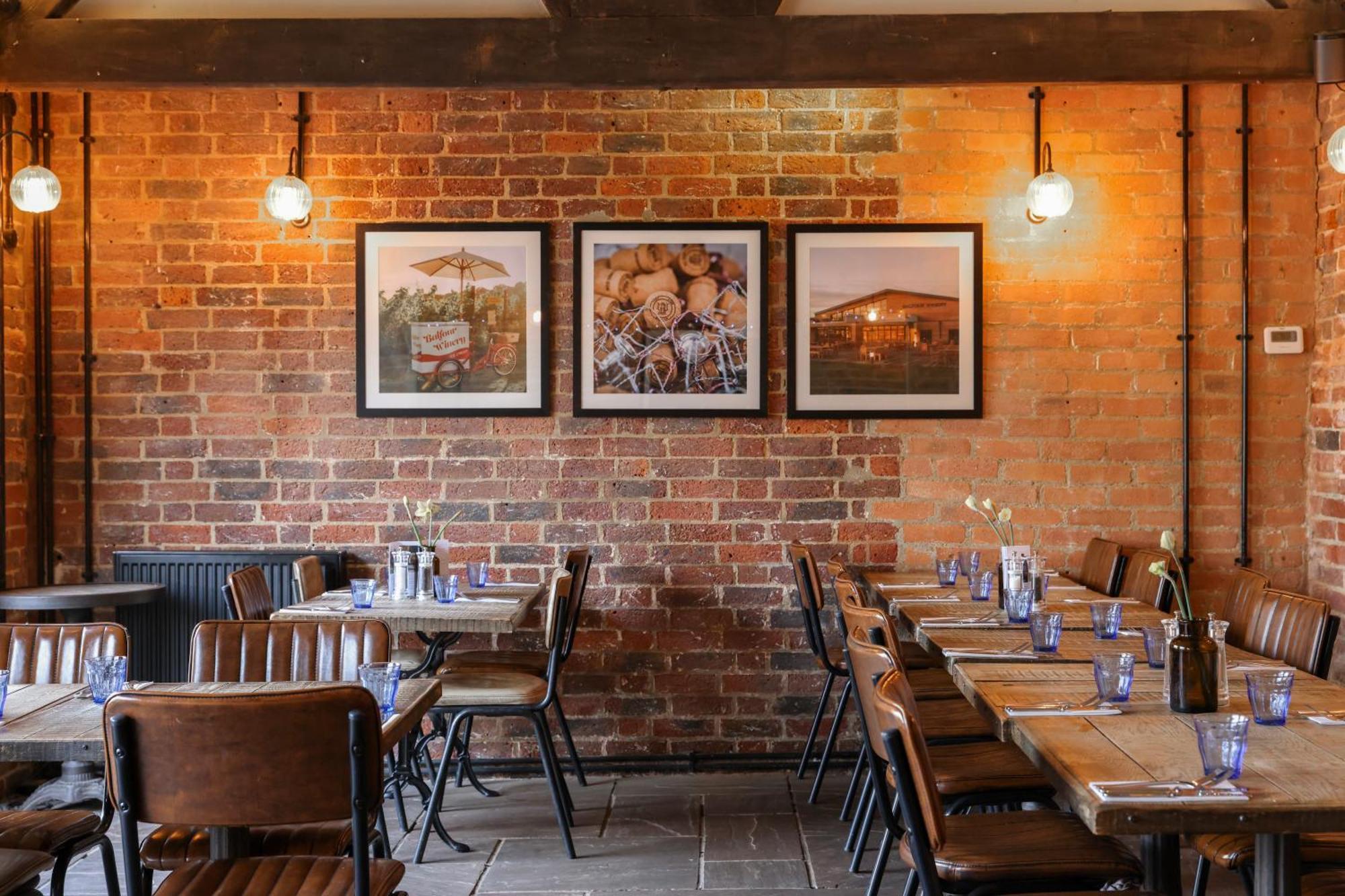 The Goudhurst Inn エクステリア 写真