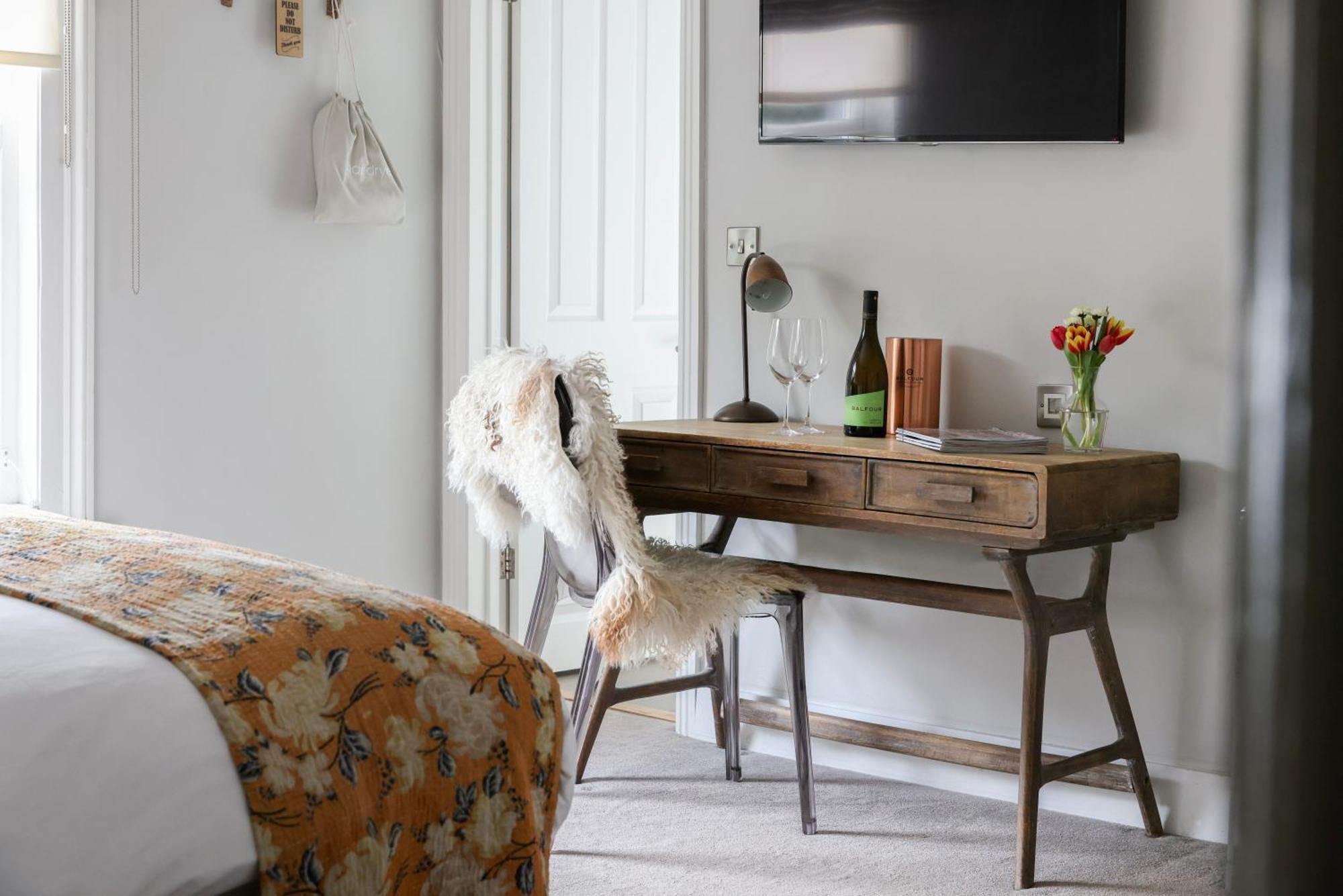 The Goudhurst Inn エクステリア 写真