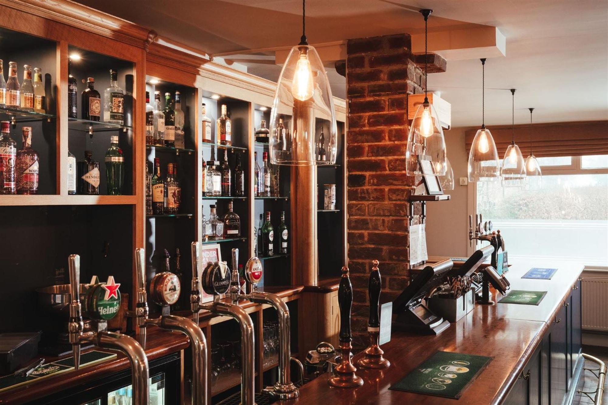 The Goudhurst Inn エクステリア 写真