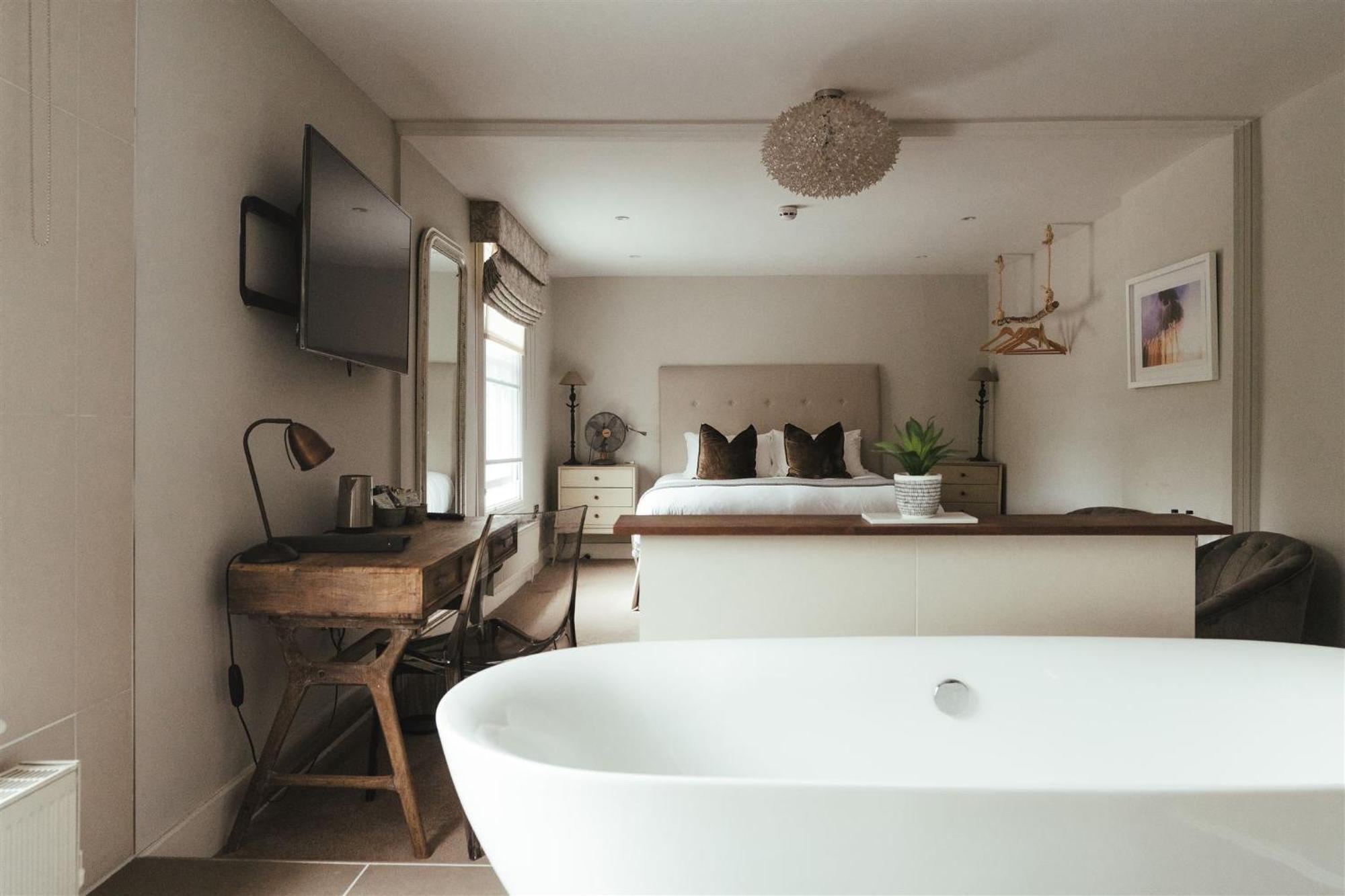 The Goudhurst Inn エクステリア 写真